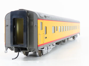 HO Scale Walthers 932-6931 UP Union Pacific Railroad Coach Passenger Car