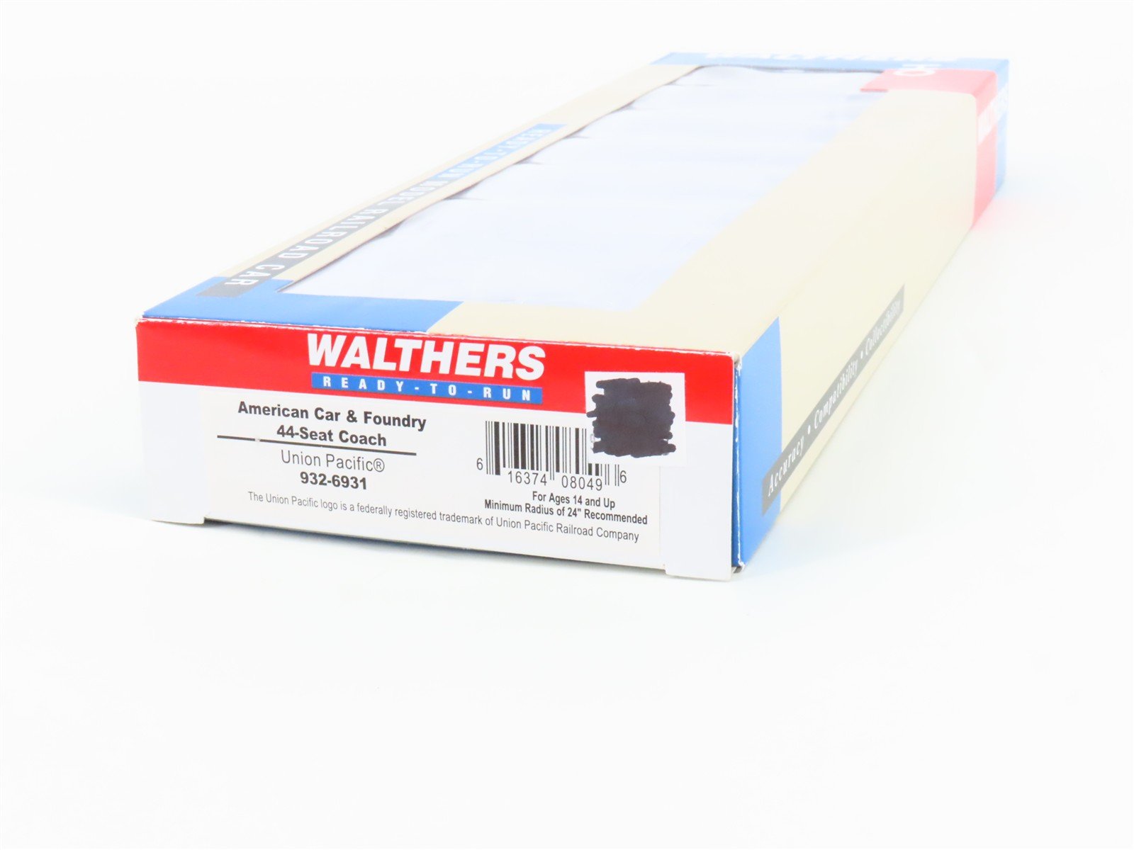 HO Scale Walthers 932-6931 UP Union Pacific Railroad Coach Passenger Car