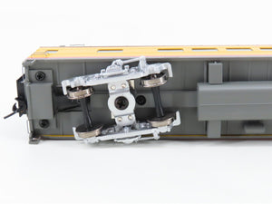 HO Scale Walthers 932-9530 UP Union Pacific Railroad Coach Passenger Car