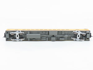 HO Scale Walthers 932-9530 UP Union Pacific Railroad Coach Passenger Car