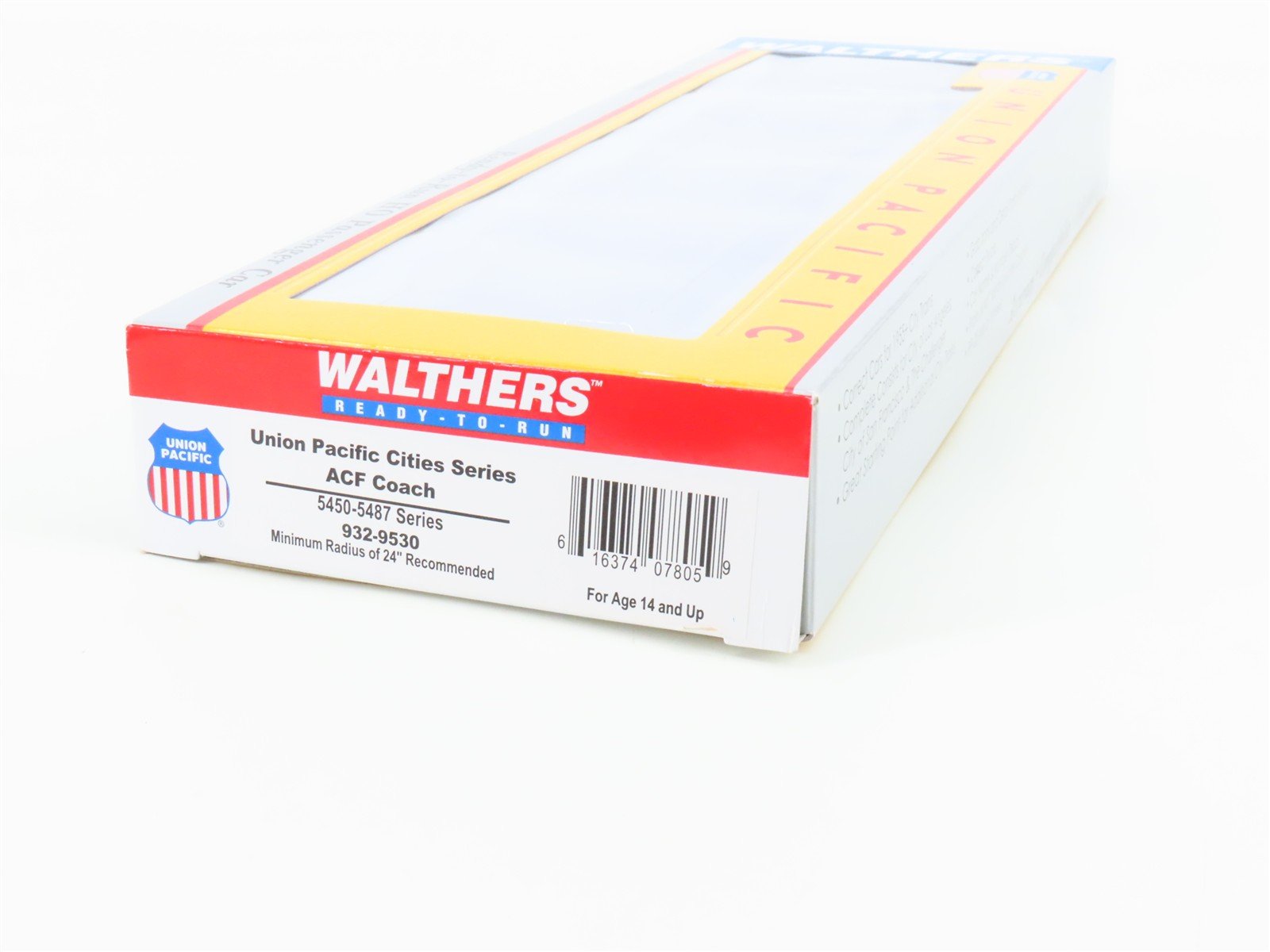 HO Scale Walthers 932-9530 UP Union Pacific Railroad Coach Passenger Car