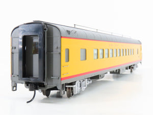 HO Scale Walthers 932-9530 UP Union Pacific Railroad Coach Passenger Car