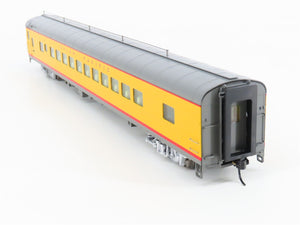 HO Scale Walthers 932-9530 UP Union Pacific Railroad Coach Passenger Car