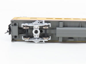 HO Scale Walthers 932-9530 UP Union Pacific Railroad Coach Passenger Car