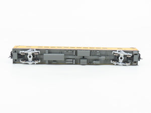 HO Scale Walthers 932-9530 UP Union Pacific Railroad Coach Passenger Car