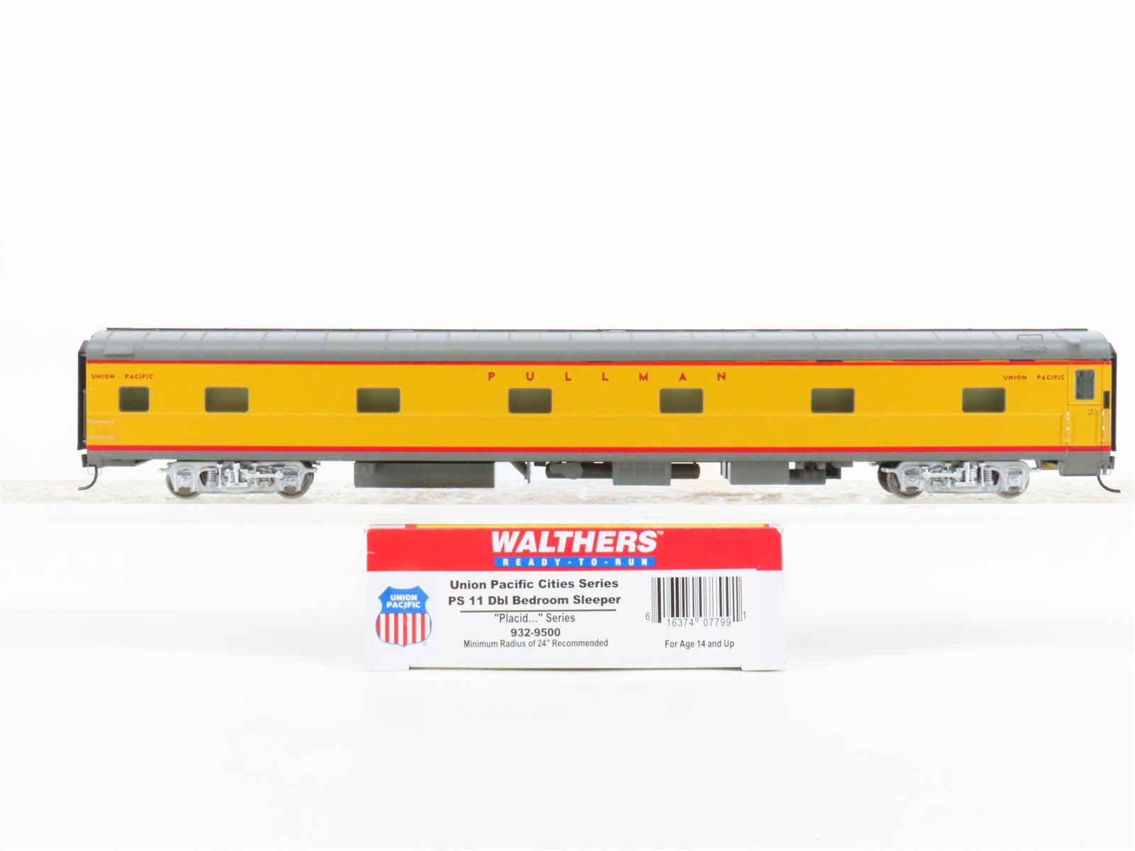 HO Scale Walthers 932-9500 UP Union Pacific Pullman Sleeper Passenger Car