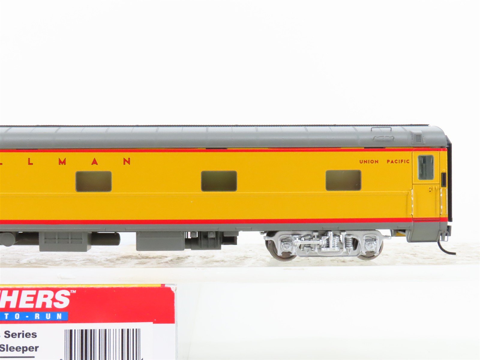 HO Scale Walthers 932-9500 UP Union Pacific Pullman Sleeper Passenger Car