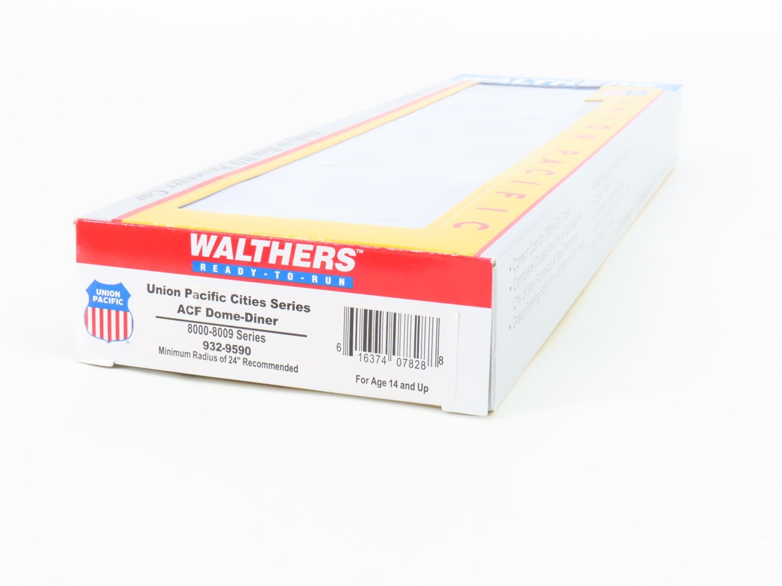 HO Scale Walthers 932-9590 UP Union Pacific Railroad Dome-Diner Passenger Car