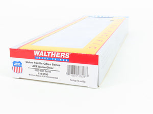 HO Scale Walthers 932-9590 UP Union Pacific Railroad Dome-Diner Passenger Car