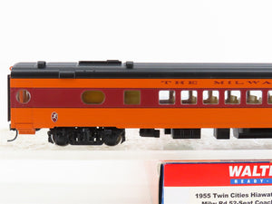 HO Scale Walthers 932-9208 MILW Milwaukee Road Hiawatha Coach Passenger Car