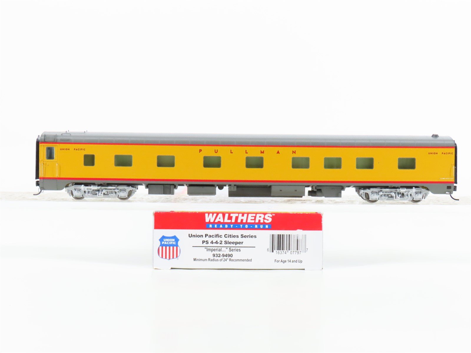 HO Scale Walthers 932-9490 UP Union Pacific Pullman Sleeper Passenger Car