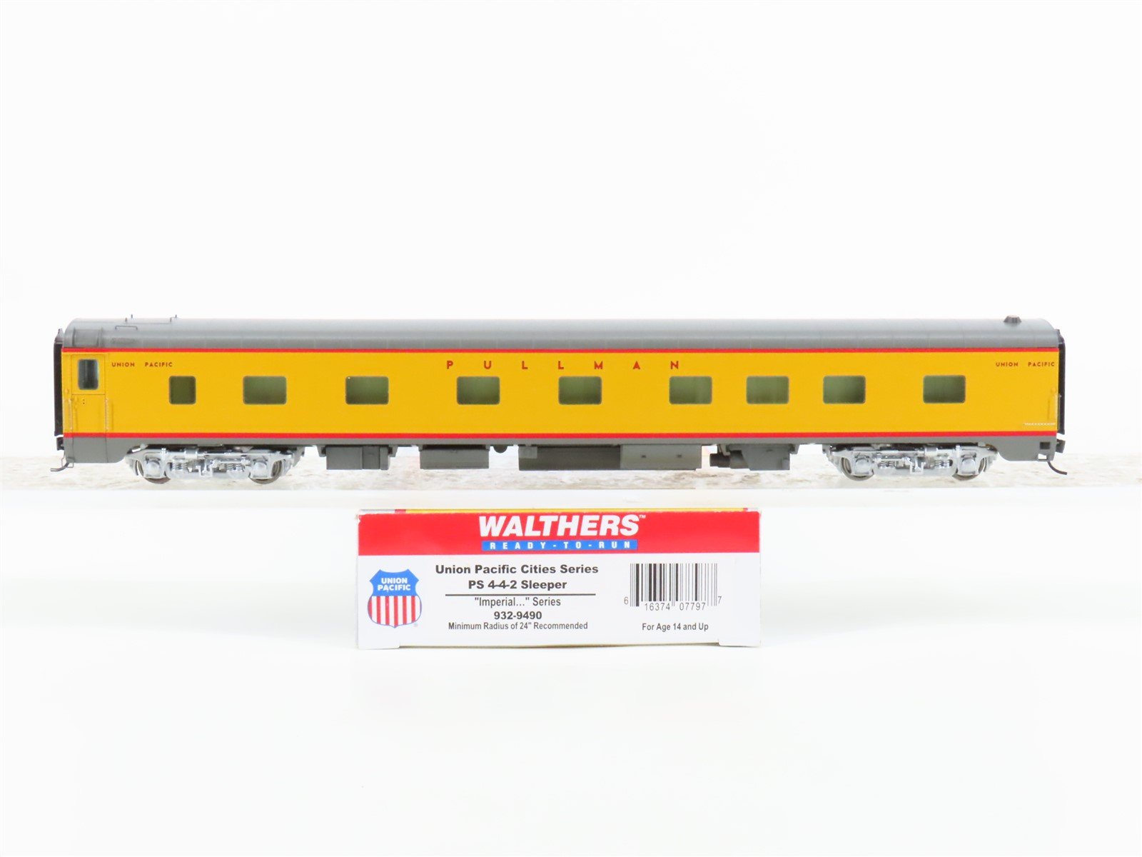 HO Scale Walthers 932-9490 UP Union Pacific Pullman Sleeper Passenger Car