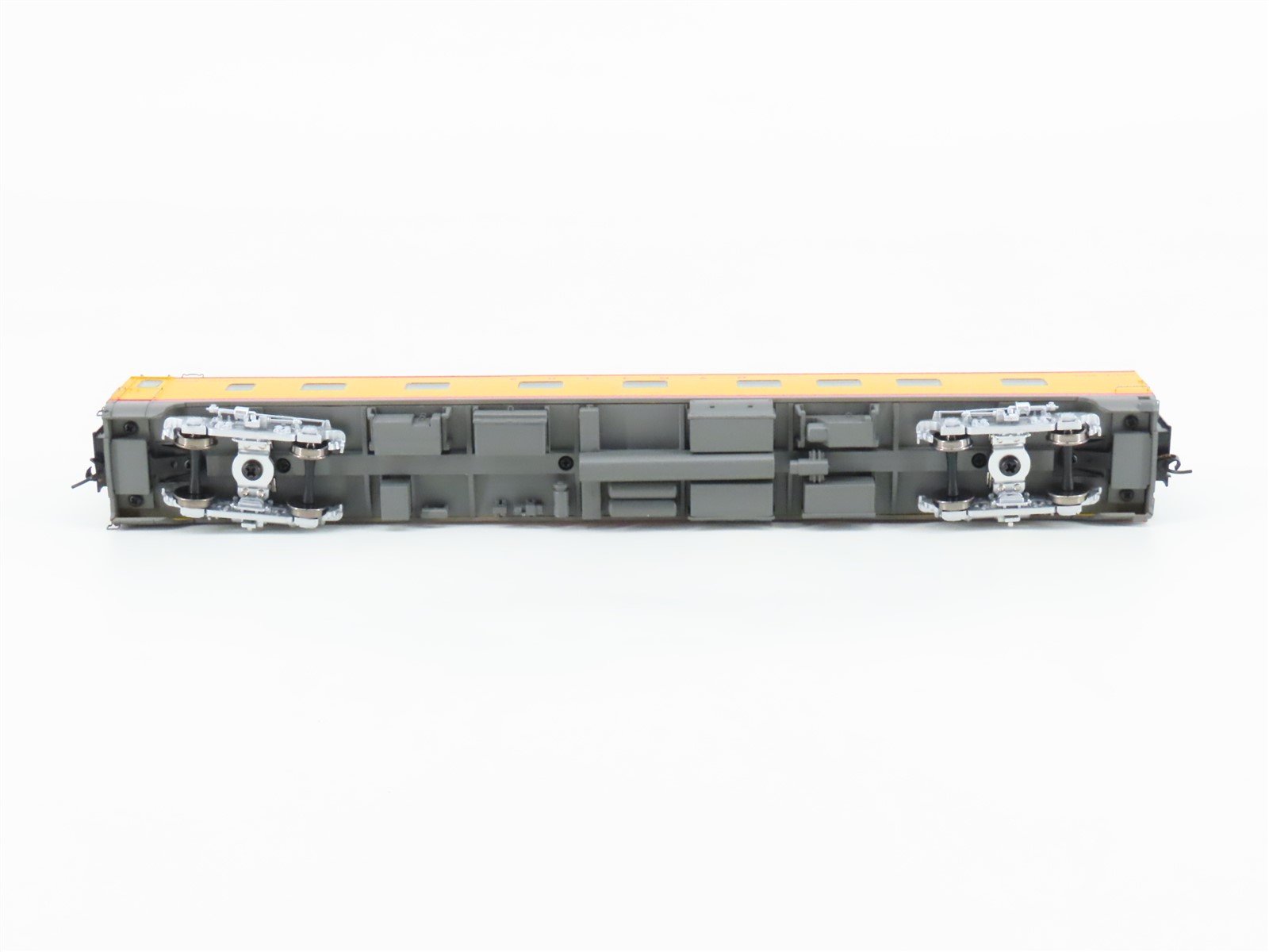 HO Scale Walthers 932-9490 UP Union Pacific Pullman Sleeper Passenger Car