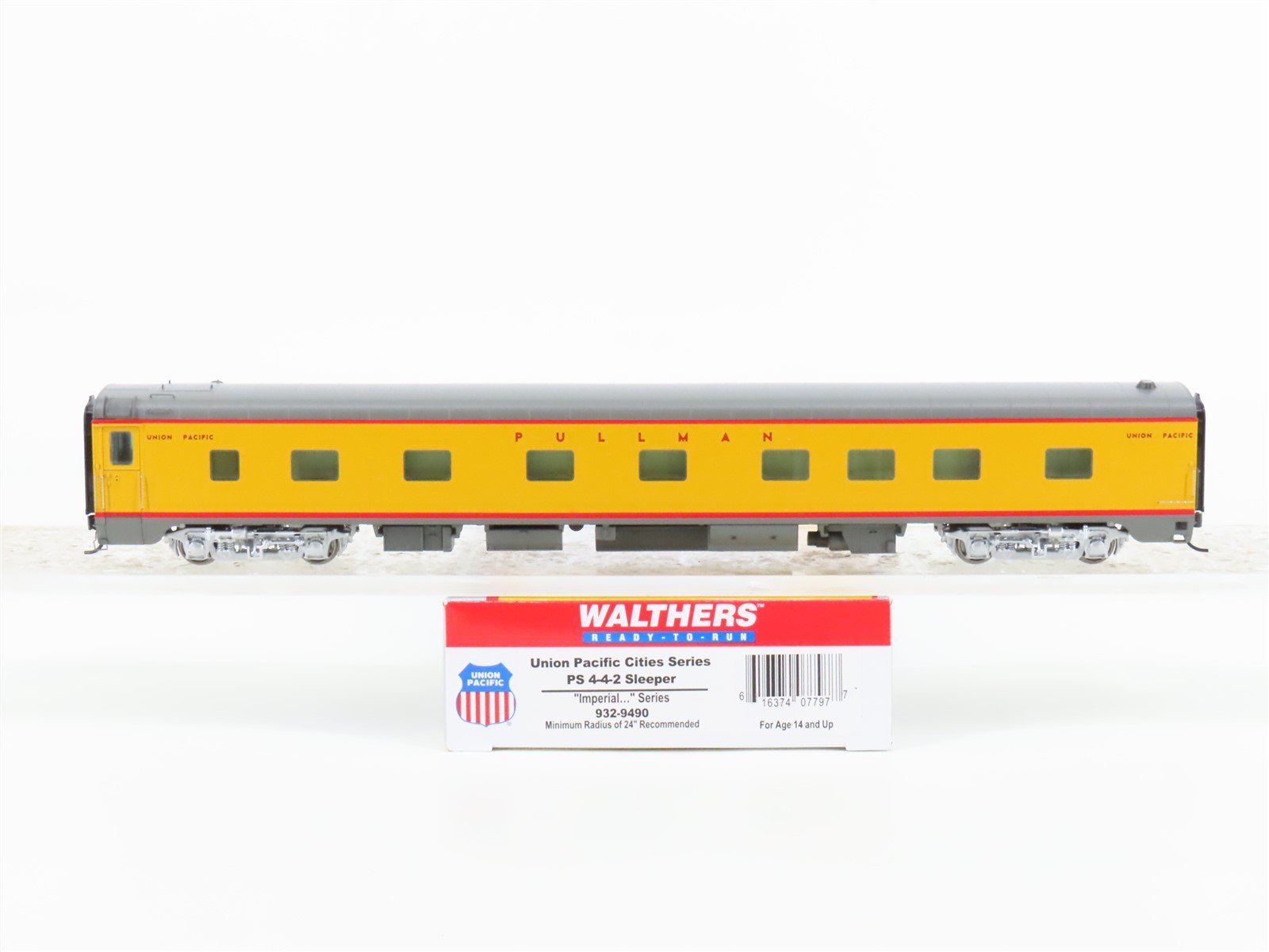 HO Scale Walthers 932-9490 UP Union Pacific Pullman Sleeper Passenger Car