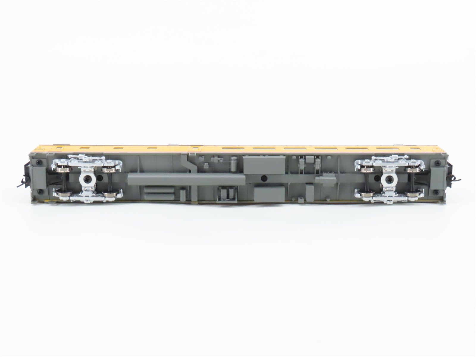 HO Scale Walthers 932-9540 UP Union Pacific Railroad Diner Passenger Car