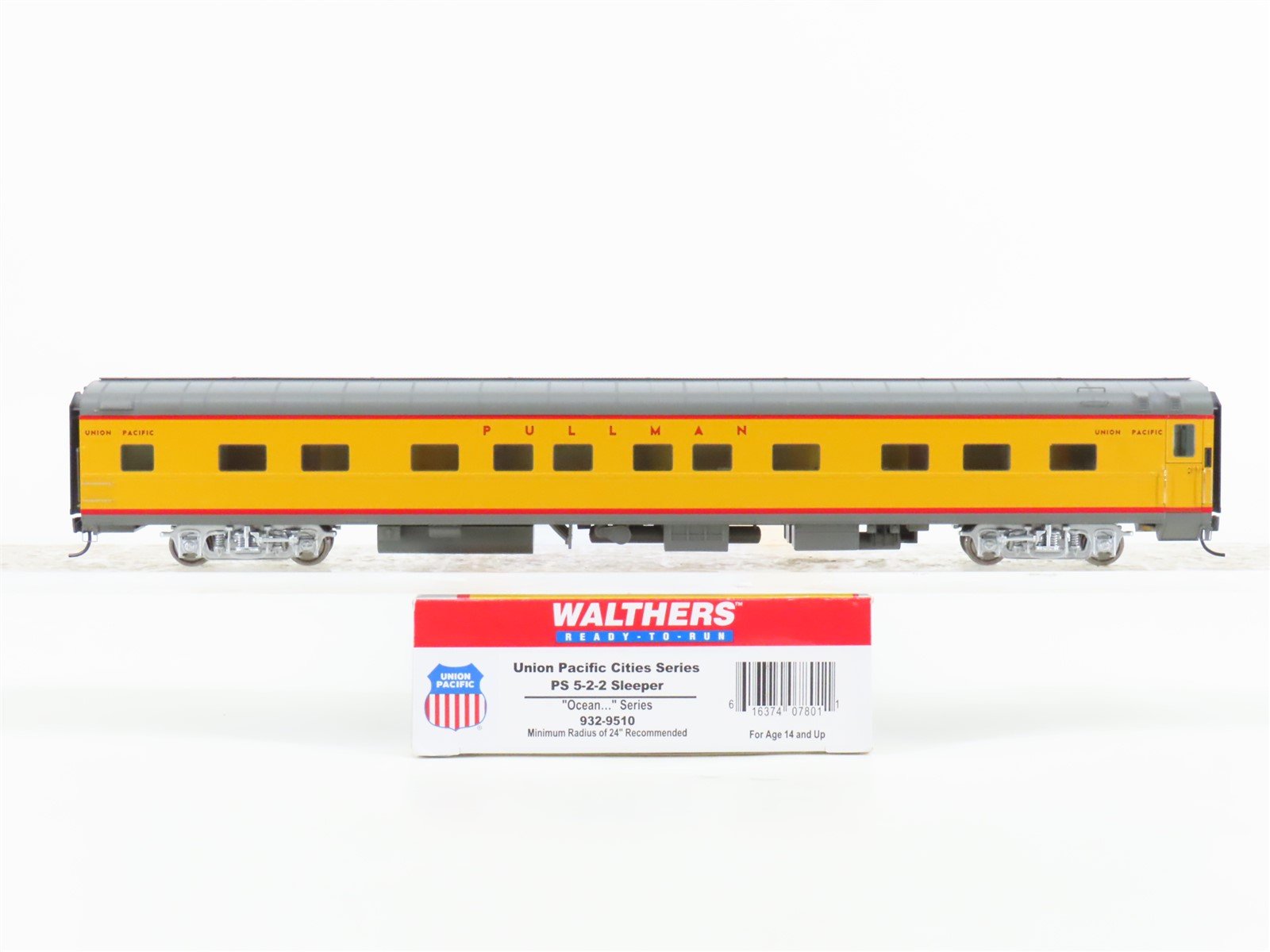 HO Scale Walthers 932-9510 UP Union Pacific Pullman Sleeper Passenger Car
