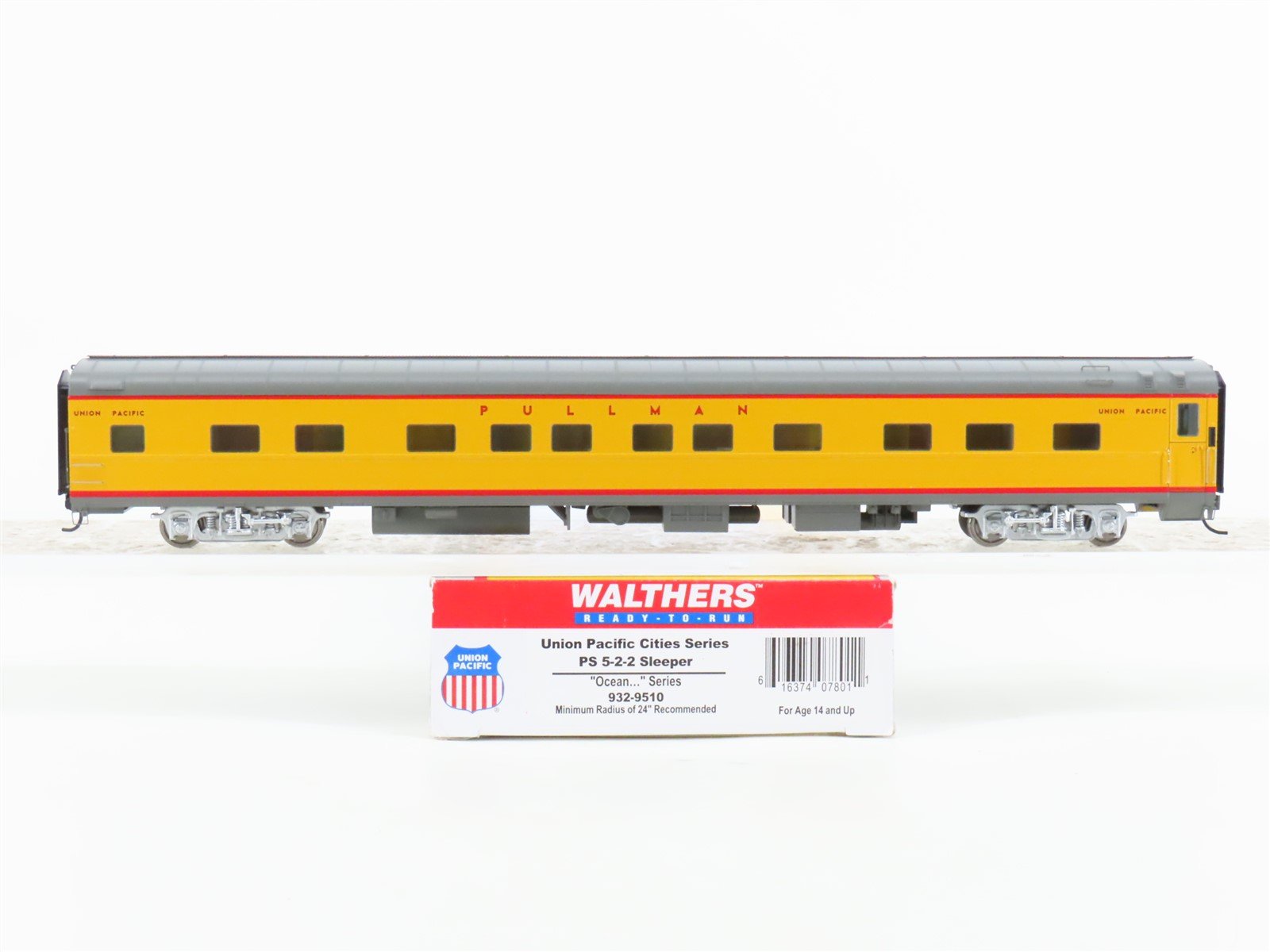 HO Scale Walthers 932-9510 UP Union Pacific Pullman Sleeper Passenger Car
