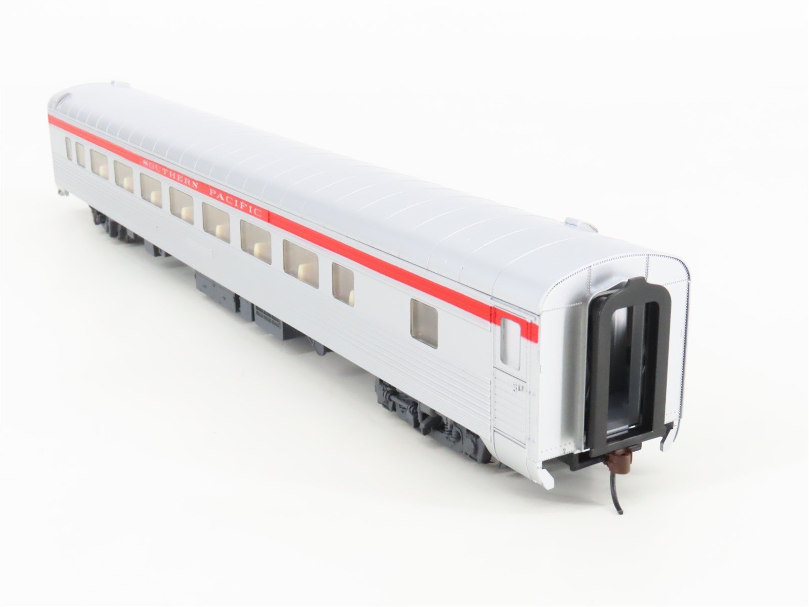 HO Scale Walthers 932-6785 SP Southern Pacific Railroad Coach Passenger Car