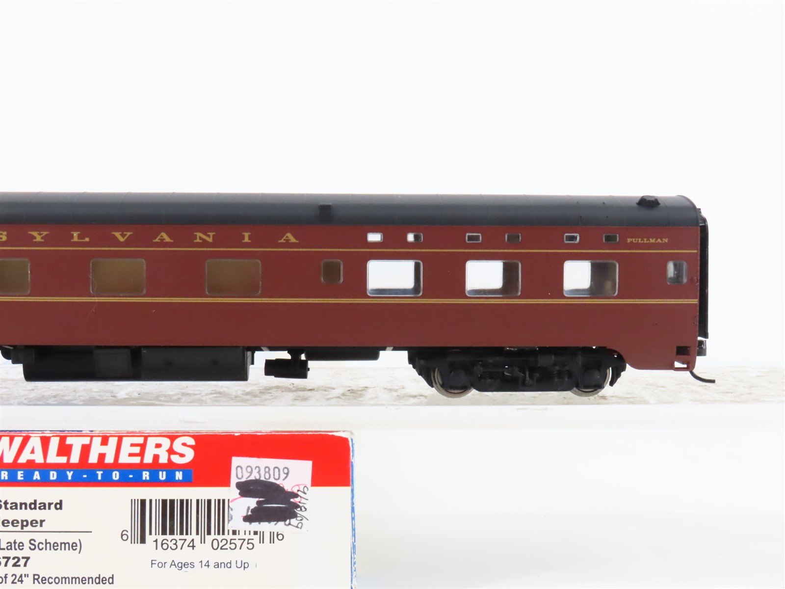 HO Scale Walthers 932-6727 PRR Pennsylvania Railroad Sleeper Passenger Car