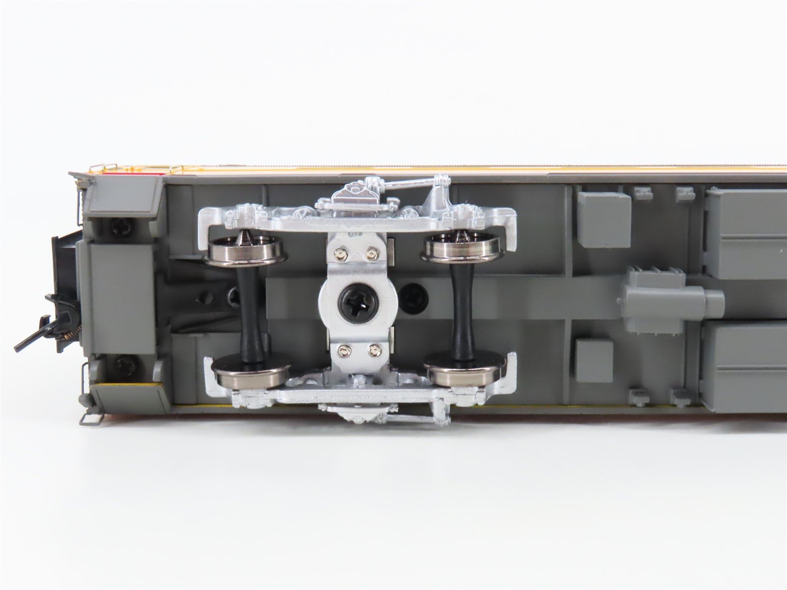 HO Scale Walthers 932-9500 UP Union Pacific Pullman Bedroom Sleeper Passenger