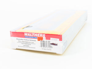 HO Walthers 932-9291 MILW Hiawatha Scheme Express Baggage Passenger -Sealed