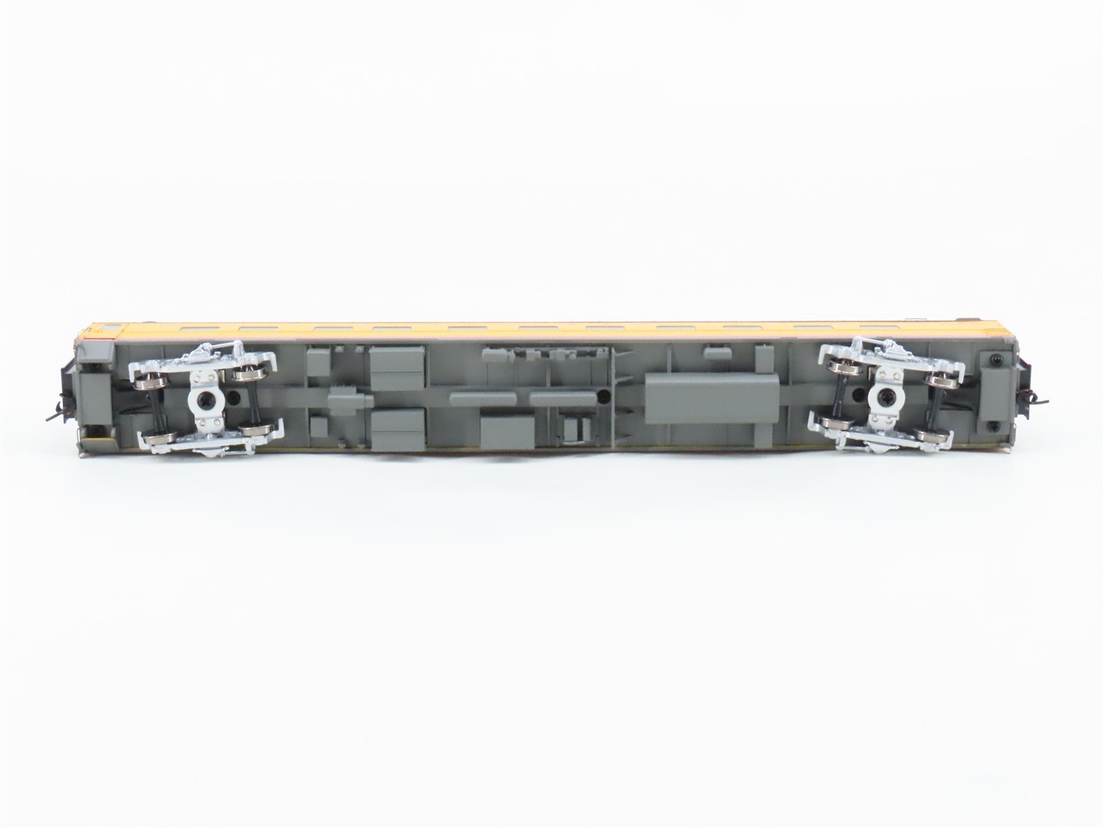 HO Scale Walthers 932-9500 UP Union Pacific Double Bedroom Sleeper Passenger