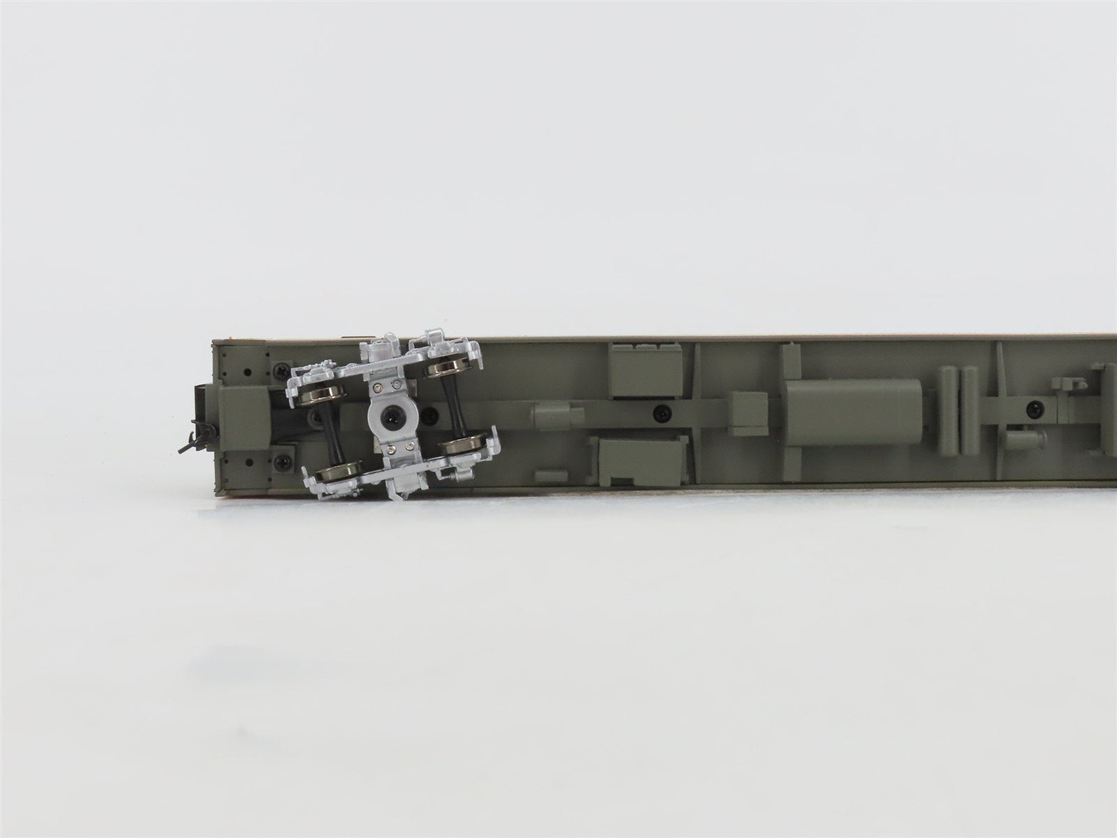 HO Scale Walthers 932-9282 MILW Hiawatha 