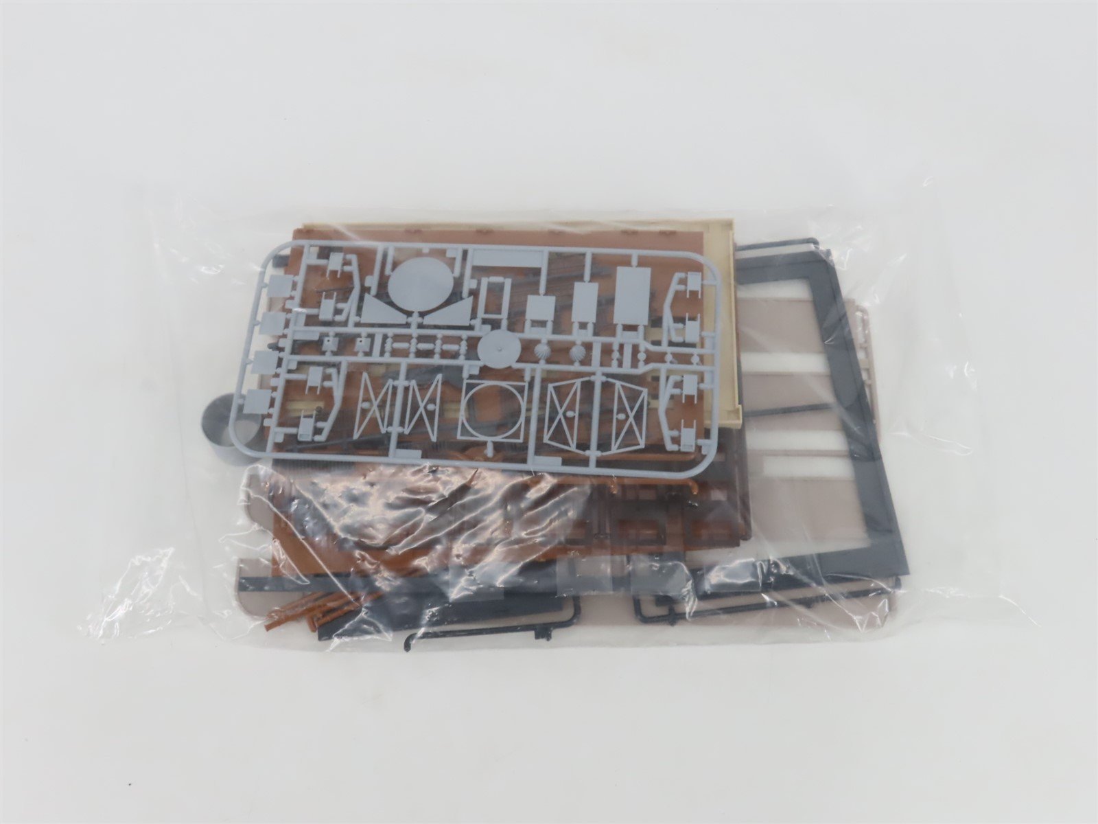 HO 1/87 Bachmann Spectrum Cityscenes Kit #88008 Savings & Loan Building