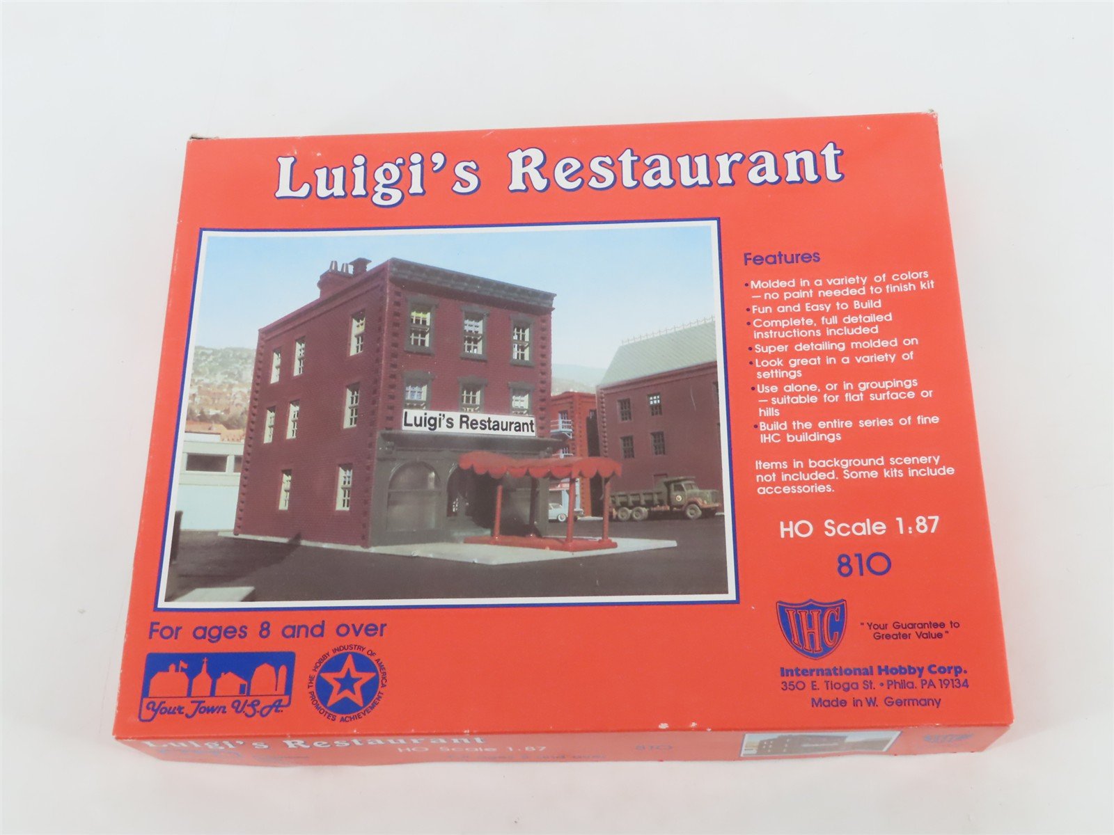 HO Scale IHC 810 Luigi's Restaurant Kit