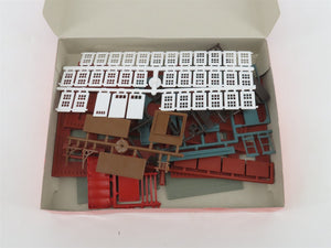 HO Scale IHC 810 Luigi's Restaurant Kit
