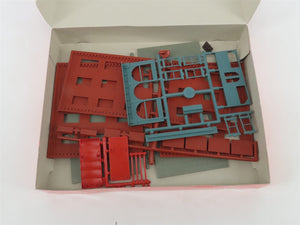 HO Scale IHC 810 Luigi's Restaurant Kit