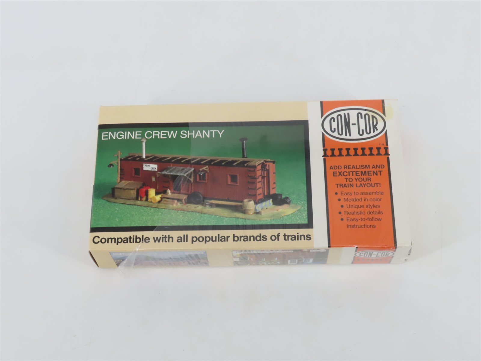 HO 1/87 Con-Cor Kit #9033 Engine Crew Shanty Building