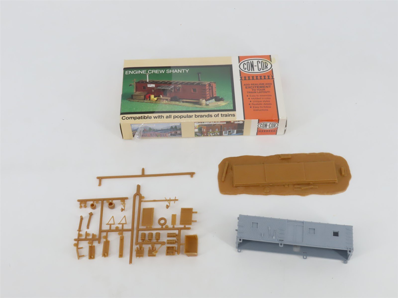 HO 1/87 Con-Cor Kit #9033 Engine Crew Shanty Building