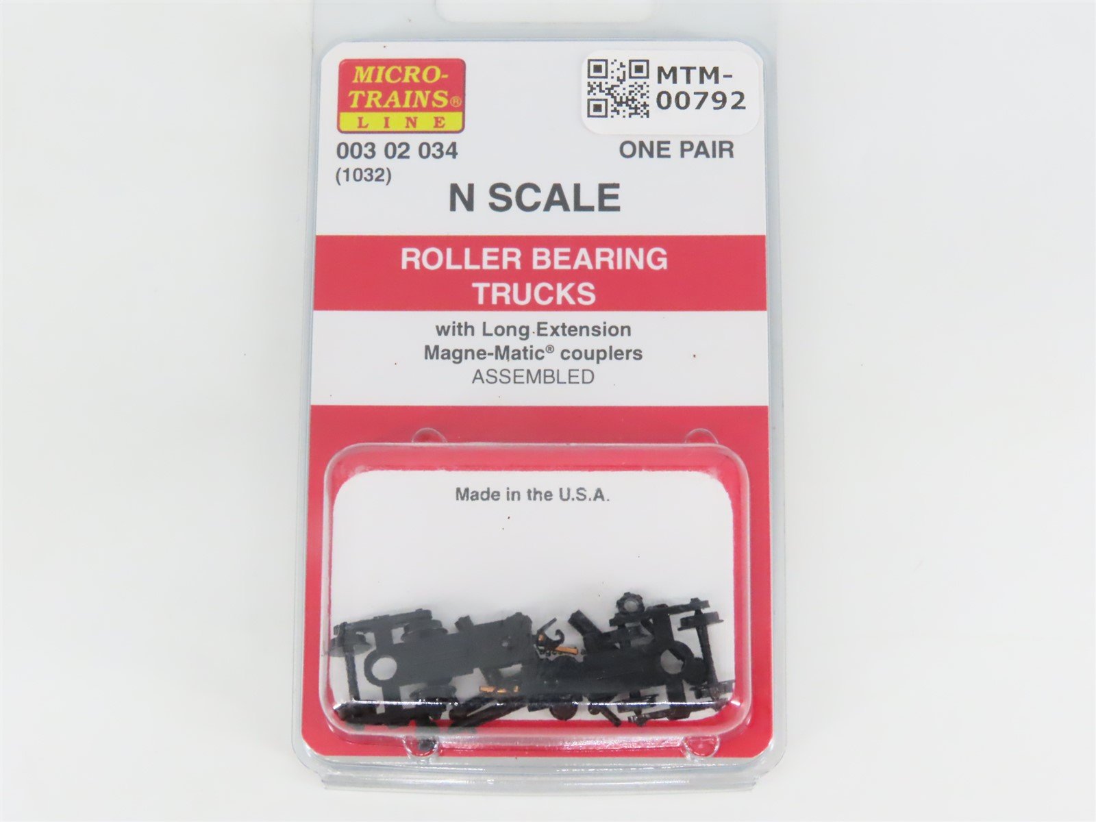 N Micro-Trains MTL 00302034 (1032) Roller Bearing Trucks w/ Couplers - 1 Pair
