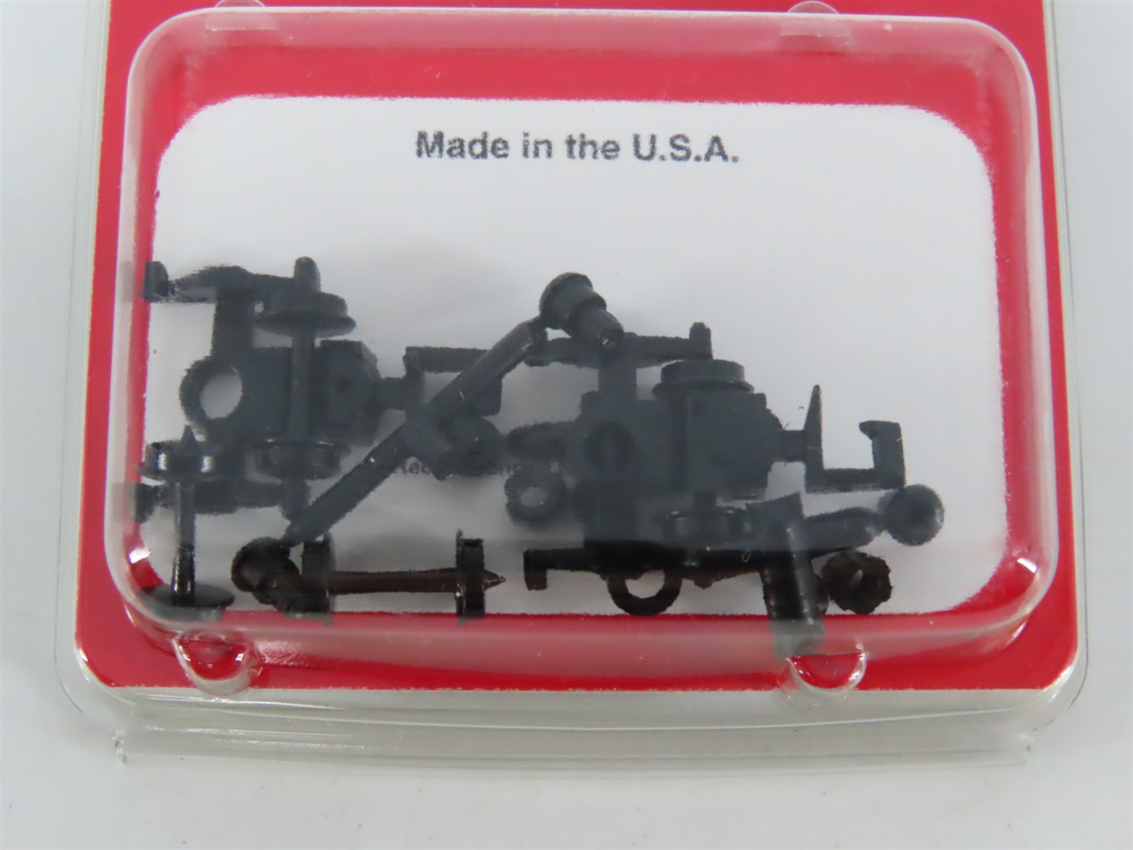 N Micro-Trains MTL 00304021 (1500) Bettendorf Trucks w/ Rapido Couplers - 1 Pair