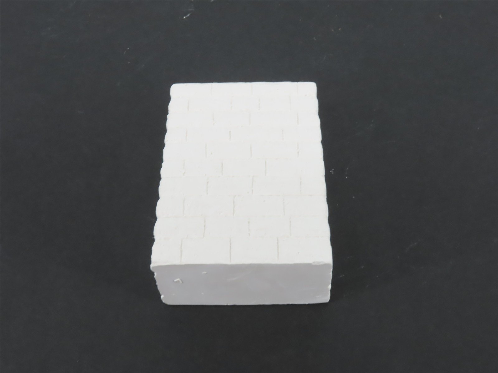 HO 1/87 Scale American Model Builders Kit 210 Cut Stone Pier