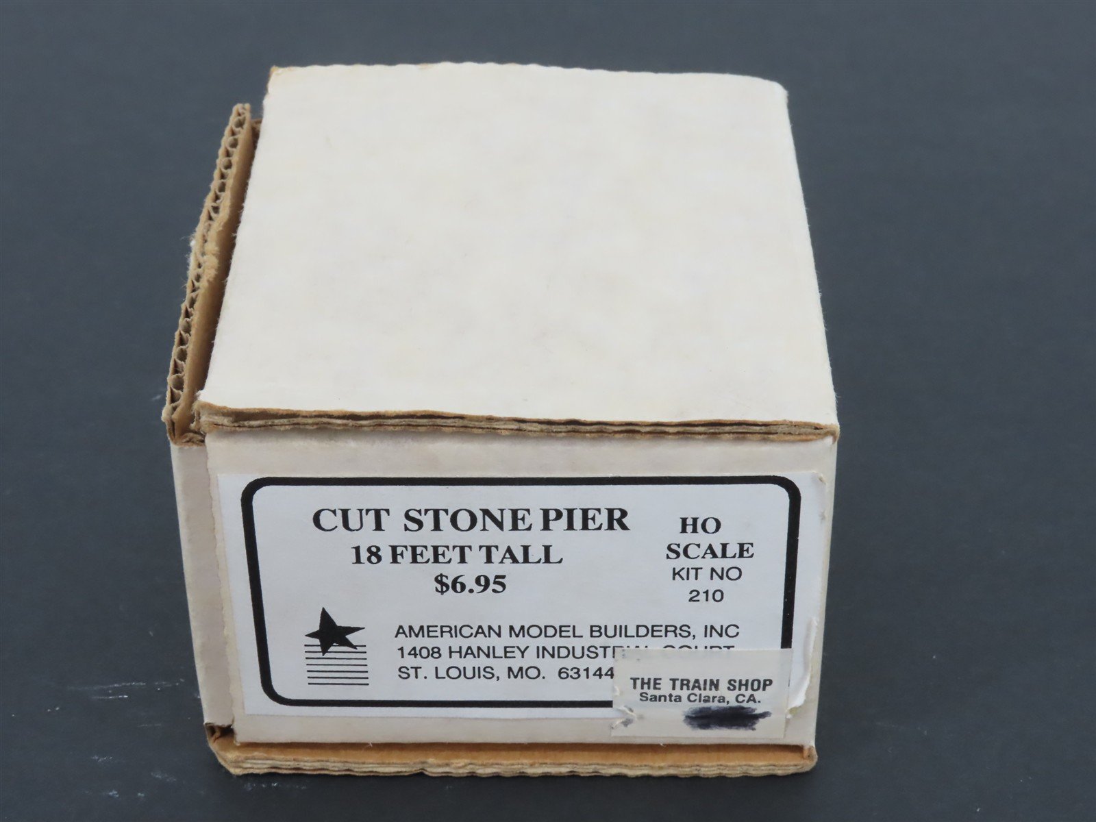 HO 1/87 Scale American Model Builders Kit 210 Cut Stone Pier