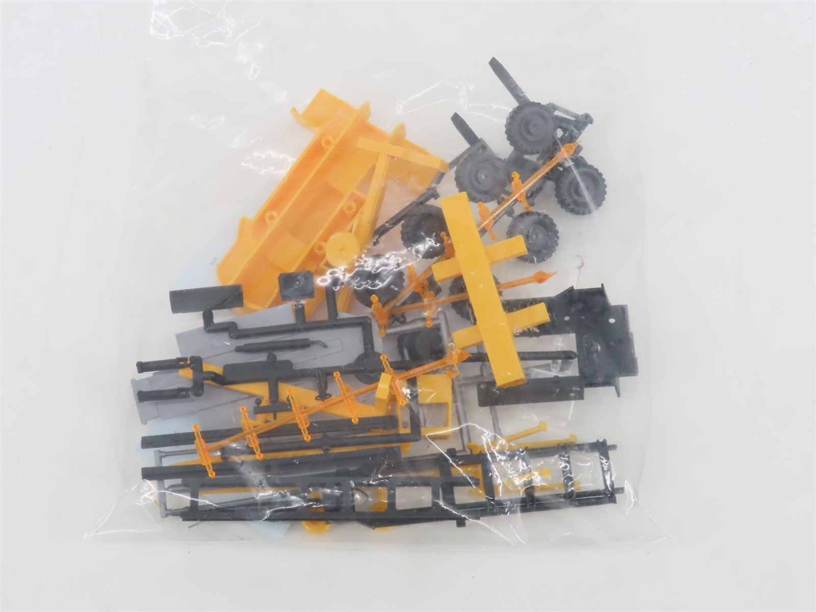 HO 1/87 Scale Walthers Cornerstone Kit 933-3109 Kalmar Container Crane