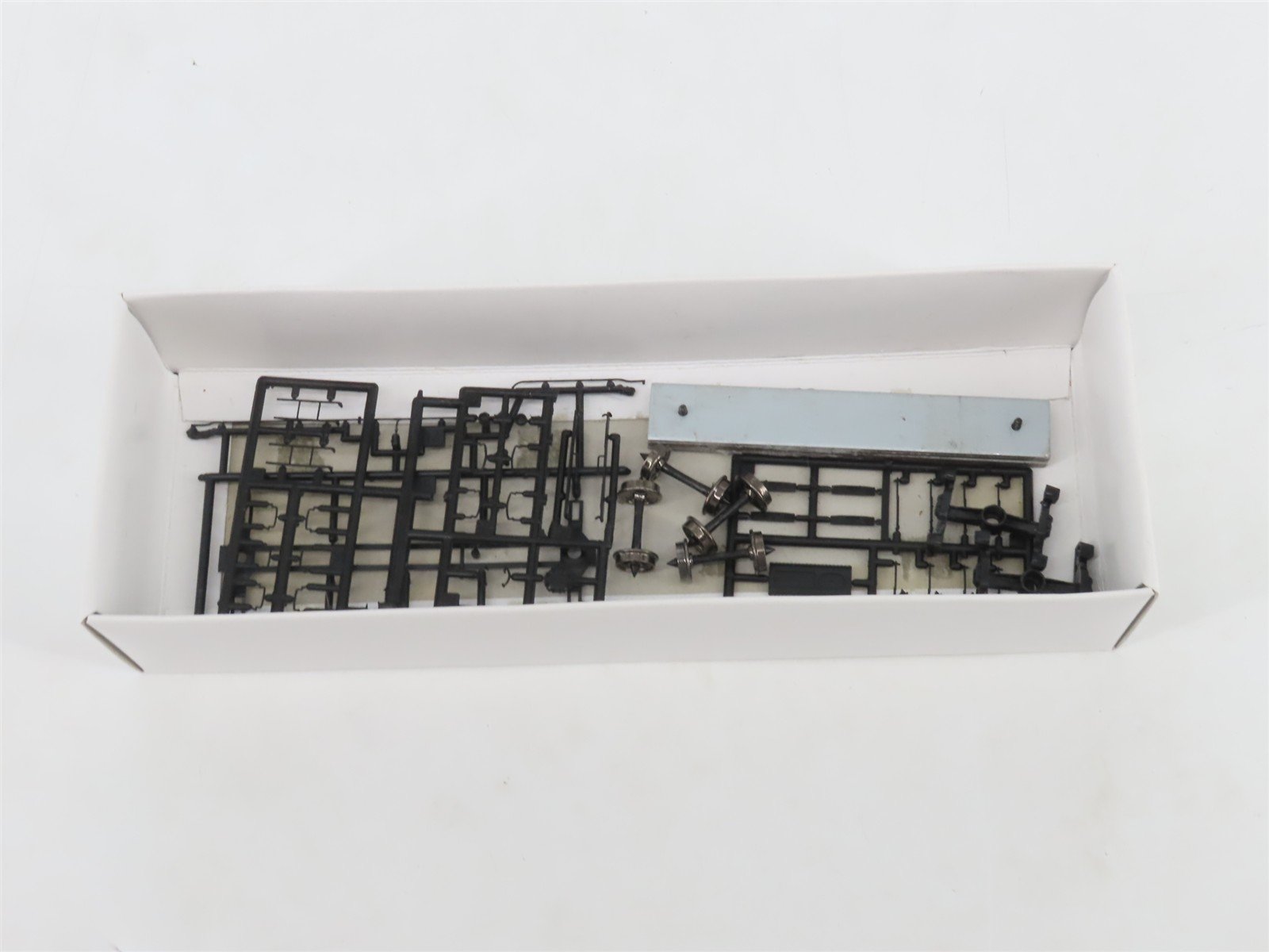 HO Scale Life Like Proto 2000 Kit 21282 SCCX Shell Single Dome Tank Car #1409