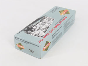 HO Scale Life Like Proto 2000 Kit MSCX Mather 40' Single Deck Stock Car #1828