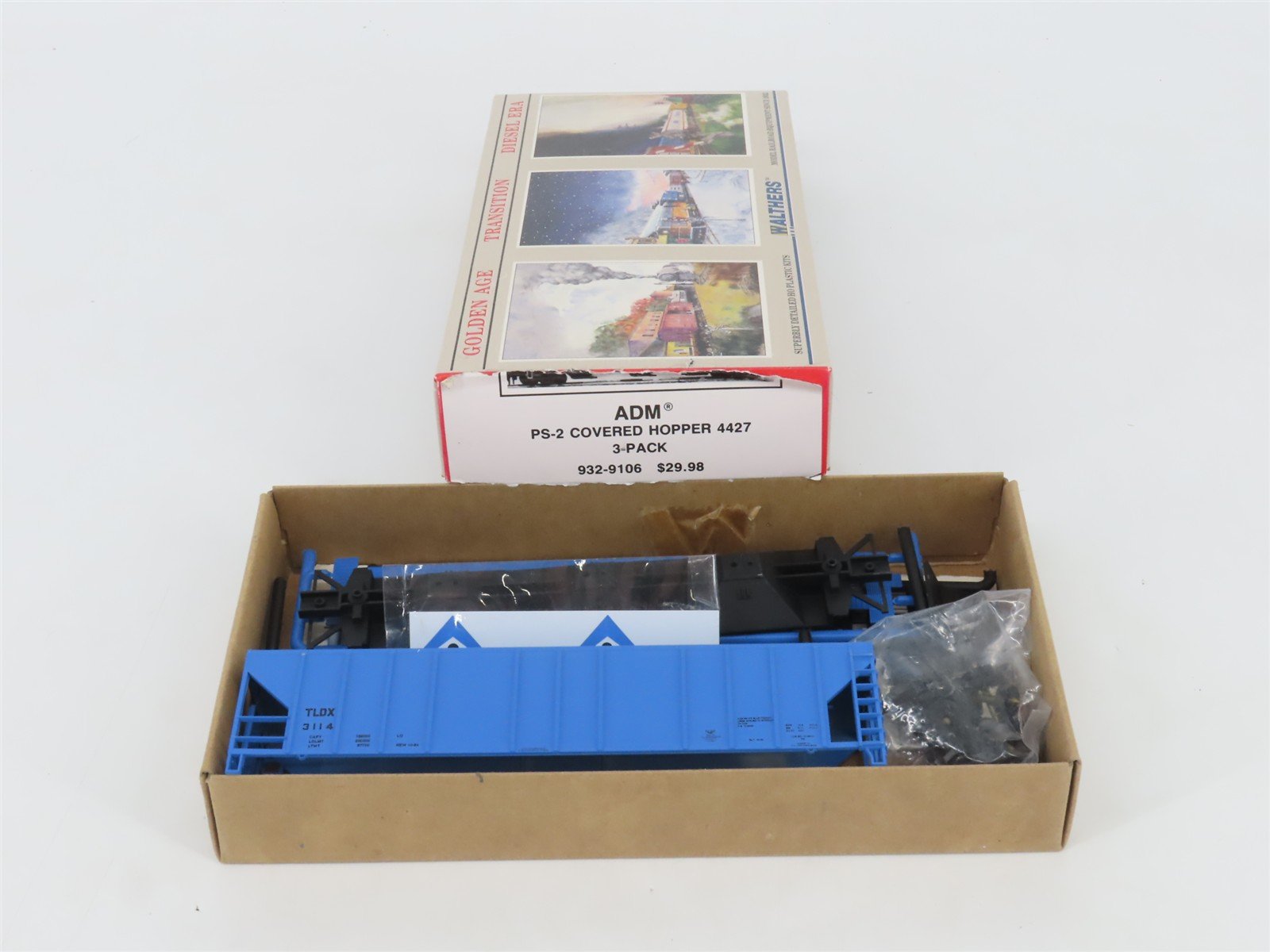 HO Scale Walthers Kit 932-9106 TLDX ADM 3-Bay PS-2 Covered Hopper #3114