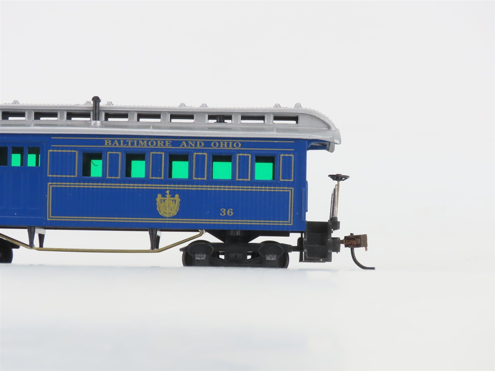 HO Mantua Classics 720525 B&O Baltimore & Ohio 1890 Combine Wooden Passenger #36