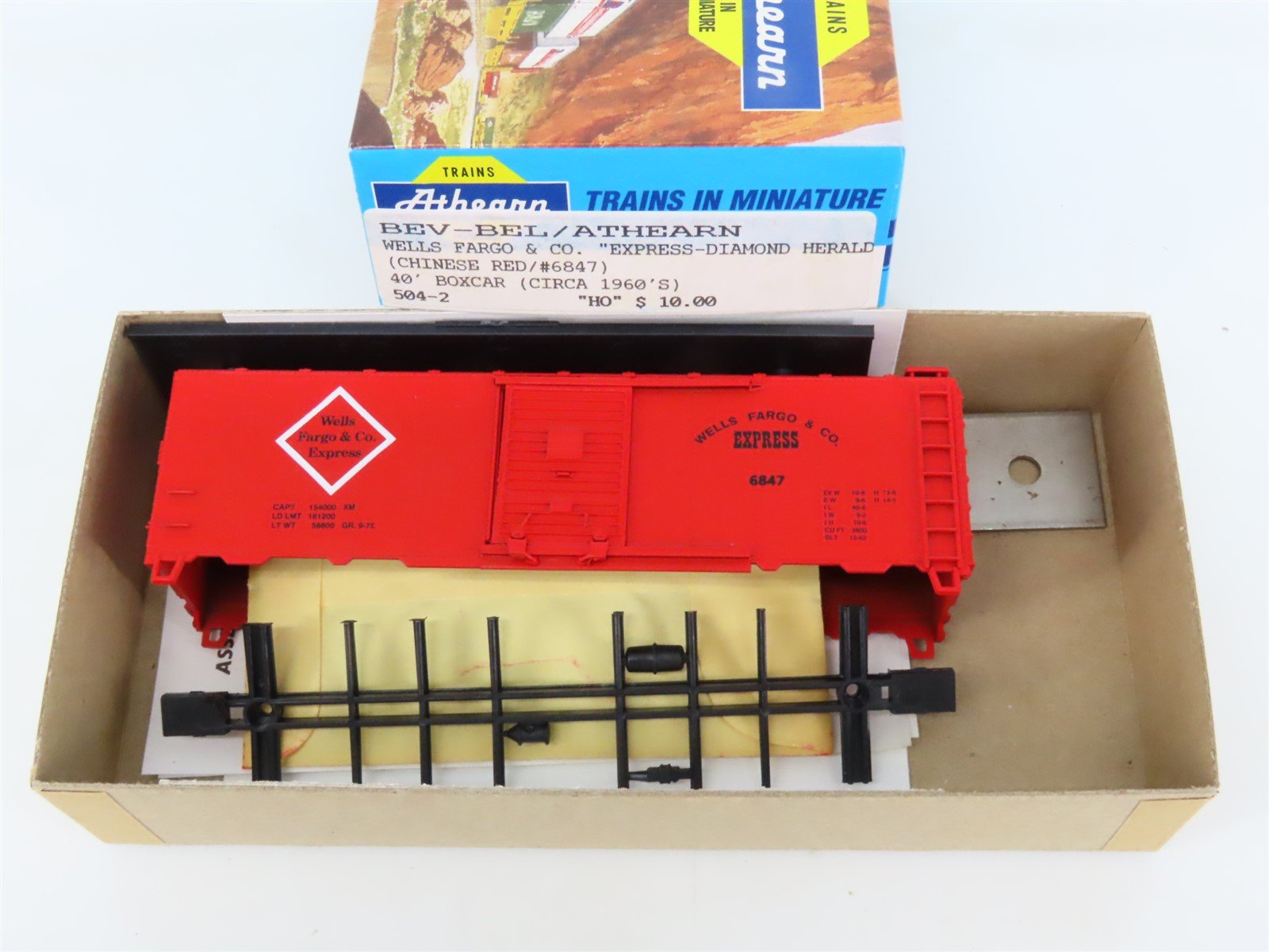 HO Scale Athearn Bev-Bel Kit #504-2 WF&C Wells Fargo 40' Box Car #6847