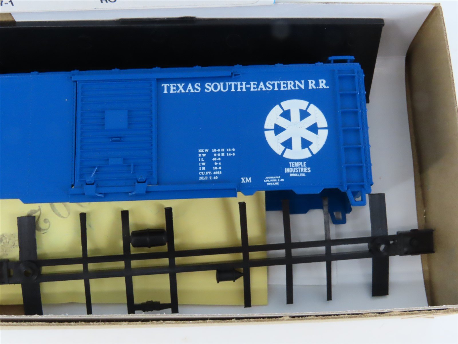 HO Scale Athearn Bev-Bel Kit #2387-1 TS-E Texas South-Eastern 40' Box Car #405