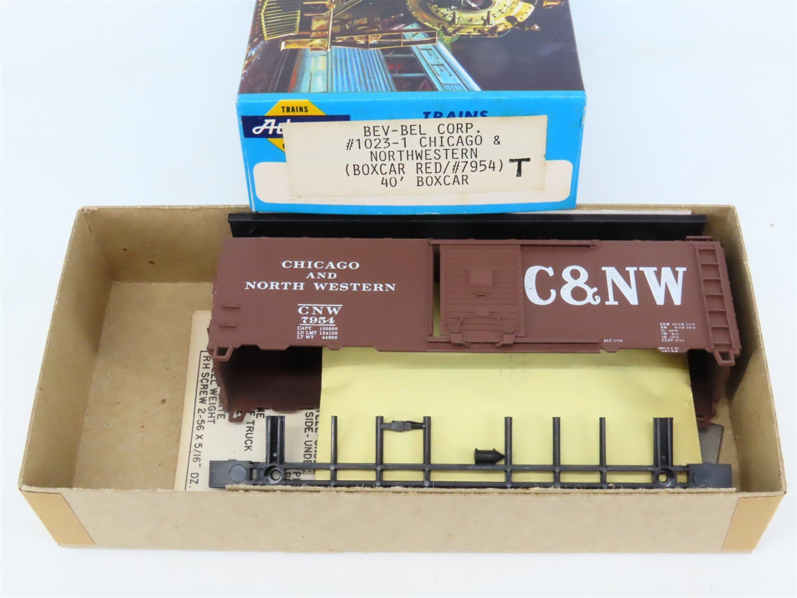 HO Scale Athearn Bev-Bel Kit #1023-1 CNW Chicago & North Western Box Car #7954