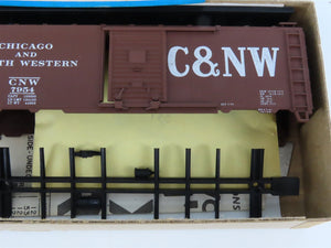HO Scale Athearn Bev-Bel Kit #1023-1 CNW Chicago & North Western Box Car #7954