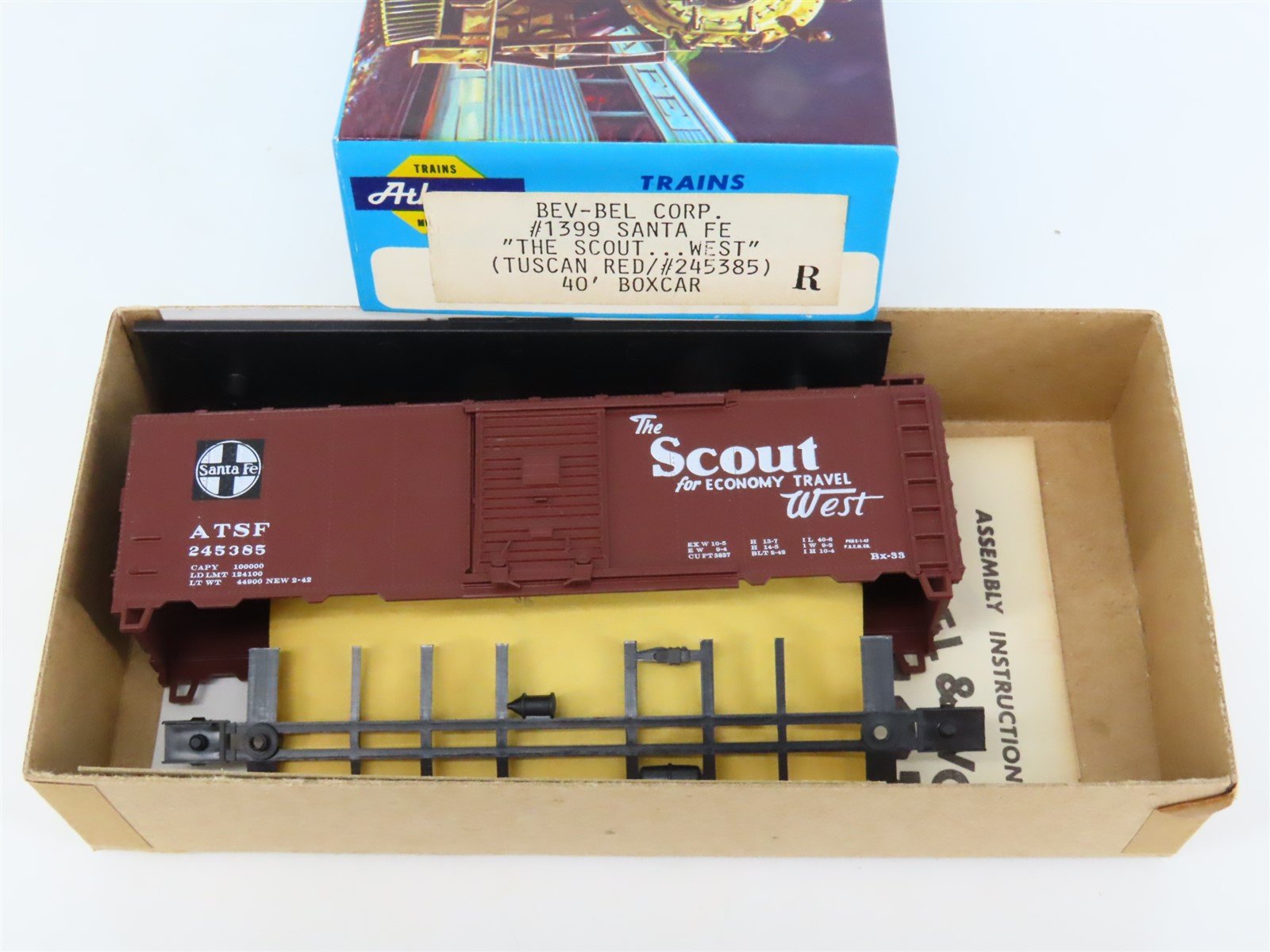 HO Scale Athearn Bev-Bel Kit #1399 ATSF Santa Fe The Scout 40' Box Car #245385