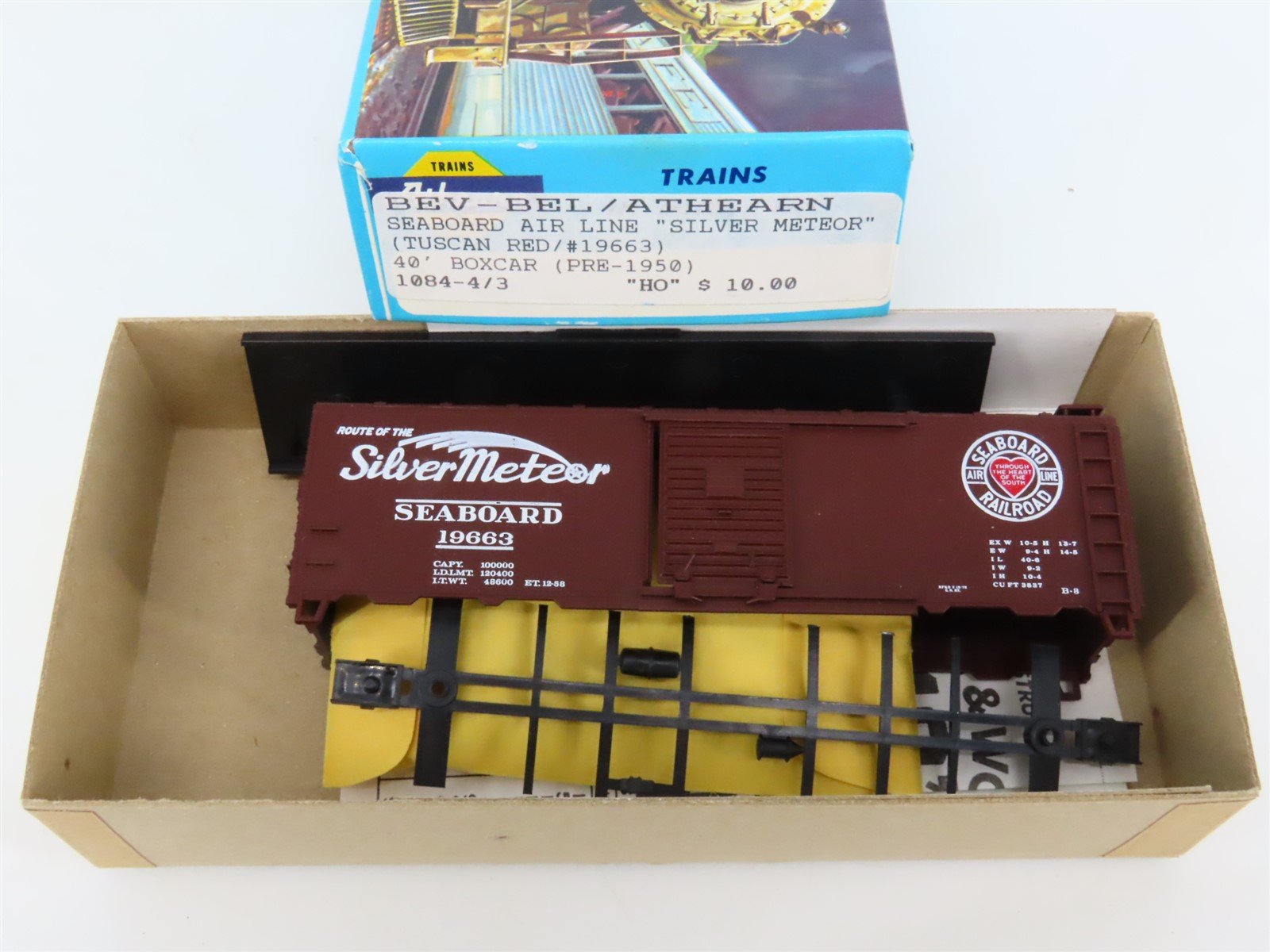 HO Scale Athearn Bev-Bel Kit #1084-4/3 SAL Silver Meteor 40' Box Car #19663