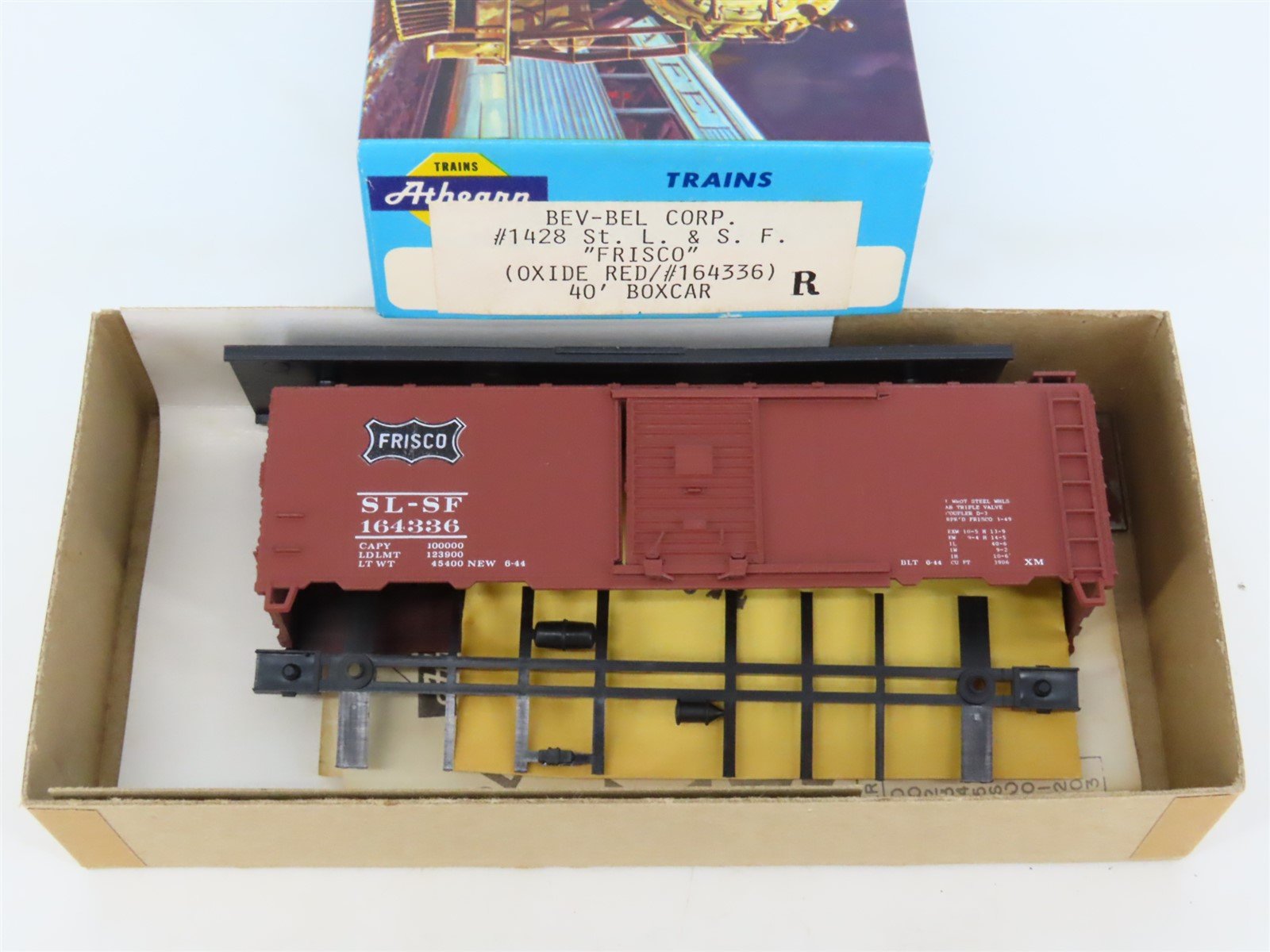 HO Scale Athearn Bev-Bel Kit #1428 SL-SF Frisco 40' Single Door Box Car #164336