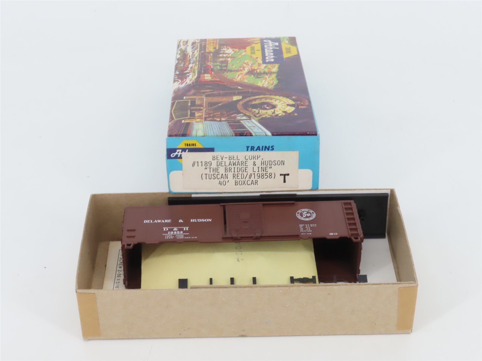HO Scale Athearn Bev-Bel Kit #1189 D&H Delaware & Hudson 40' Box Car #19858